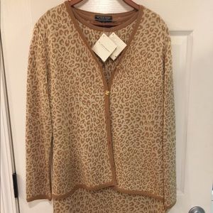 NWT St. John Sport by Marie Gray Collection 2-piece, Size Small Medium, 1 Owner